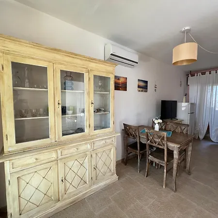 Lilly House Casa de Férias Golfo Aranci